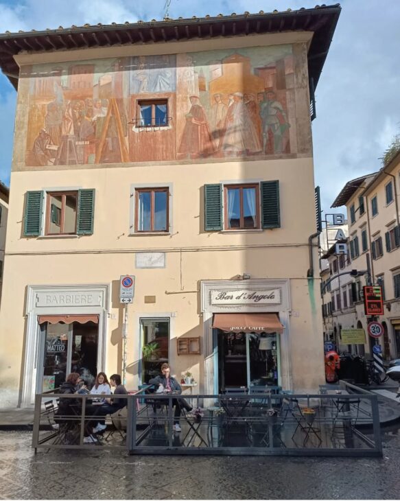 An Italian bar in the day.